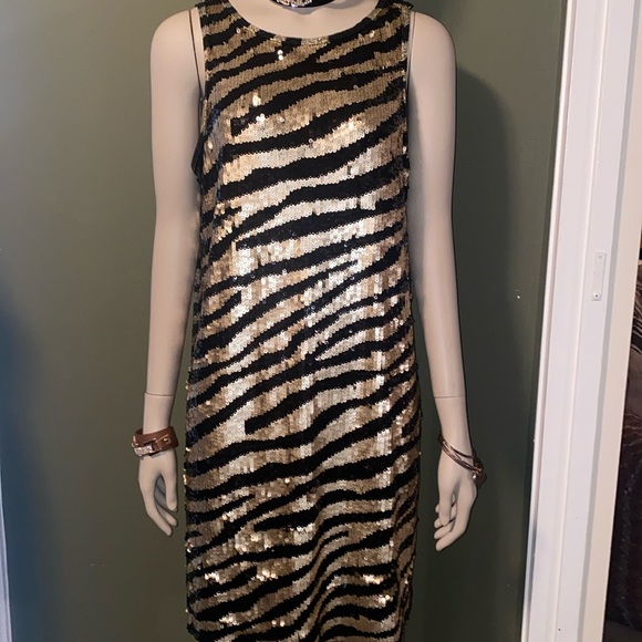Beautiful sequined dress by DESIGNER TRINA TURK, SIZE 6, Black & Gold zebra. - Picture 1 of 15